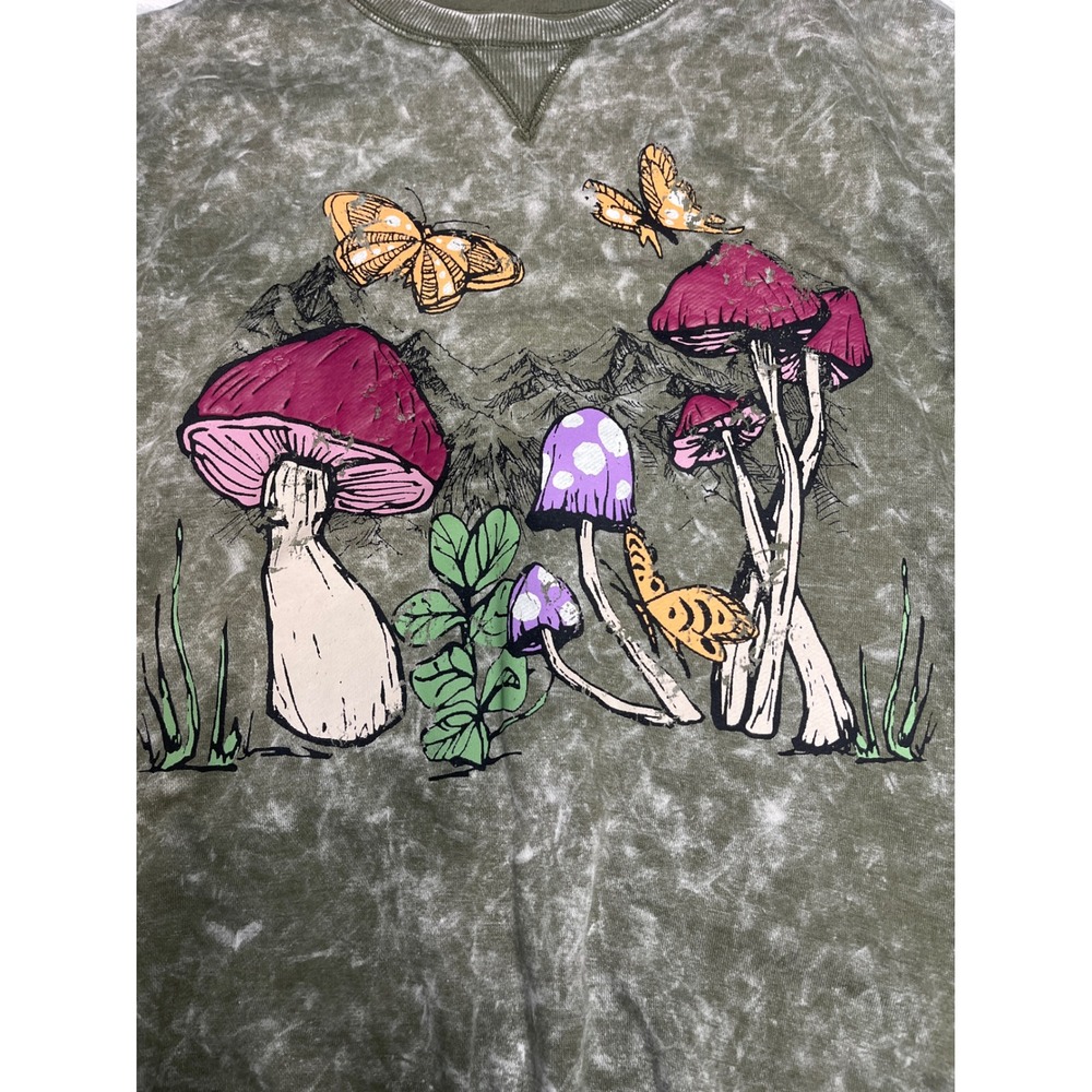 No Boundaries Womens L Mushroom Butterfly Acid Wash Sweatshirt Olive Jr 11-13